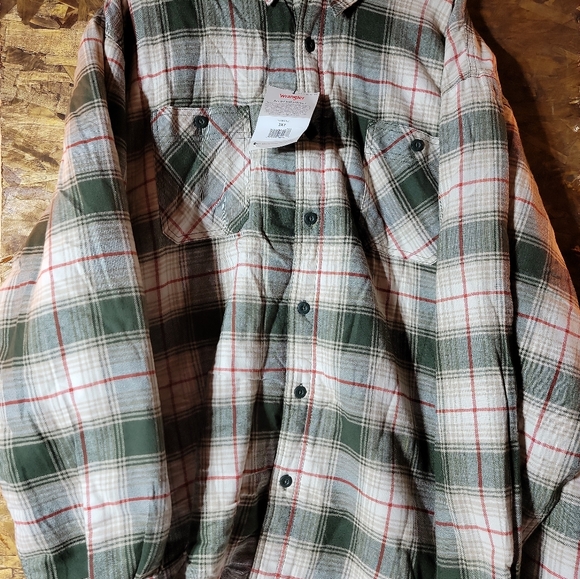 Blue Ridge Wrangler Coat, 3xT Brand New, Muilti Colored, insulated 100 % cotten - Picture 4 of 5